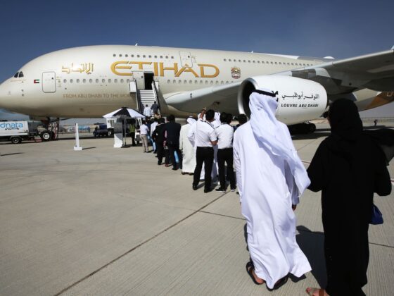 Etihad reveals  billion investment plan over five years