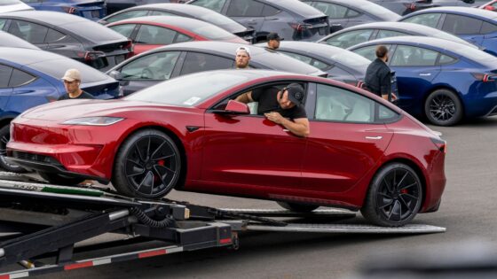 Tesla (TSLA) Q3 2024 vehicle delivery and production numbers